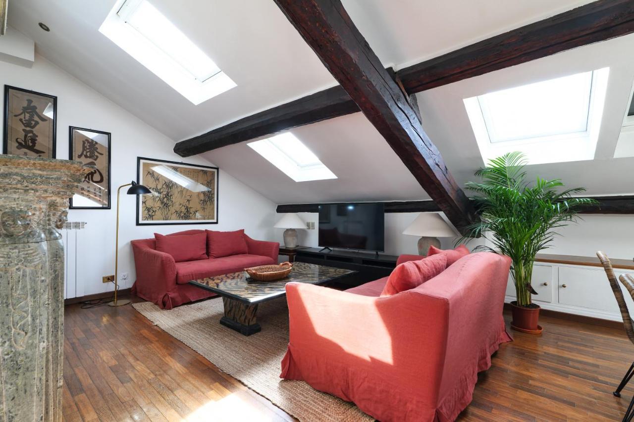 Elegant P.Venezia Attic Apartment มิลาน ภายนอก รูปภาพ